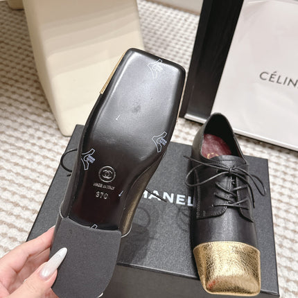 CHANEL 26S LACE-UP OXFORD SHOES IN BLACK CALFSKIN WITH GOLD TOE CAP