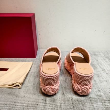 VALENTINO 26S WEDGE SLIDE SANDALS 110MM IN LIGHT PINK CALFSKIN WITH BRAIDED ROPE PLATFORM