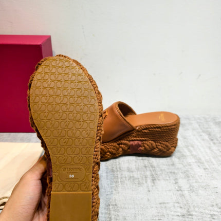 VALENTINO 26S WEDGE SLIDE SANDALS 110MM IN TAN BROWN CALFSKIN WITH BRAIDED ROPE PLATFORM