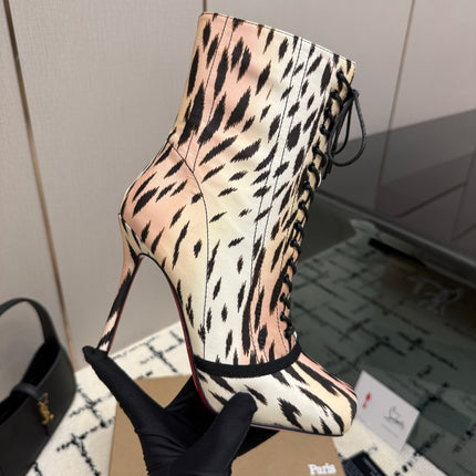 CHRISTIAN LOUBOUTIN 26S LACE-UP HEEL BOOTS 100 MM IN BLACK MIX BEIGE PRINT SATIN