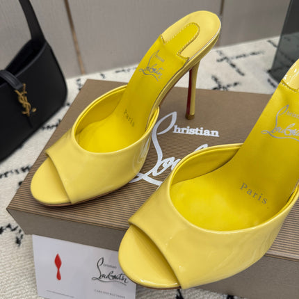 CHRISTIAN LOUBOUTIN 26S OPEN-TOE HIGH HEEL SANDALS 105 MM IN YELLOW GLOSSY CALFSKIN