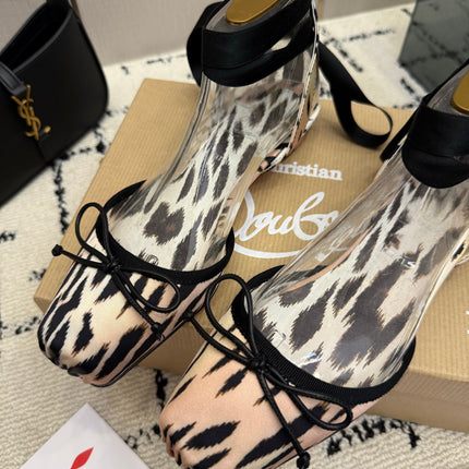 CHRISTIAN LOUBOUTIN 26S FLAT SHOES IN BLACK MIX BEIGE SATIN