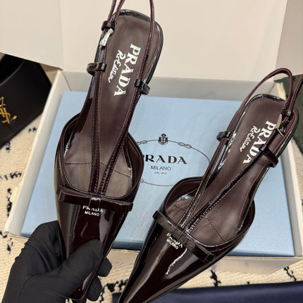 PRADA 26S POINTED TOE SLINGBACK KITTEN HEELS IN BURGUNDY RED PATENT CALFSKIN WITH BOW