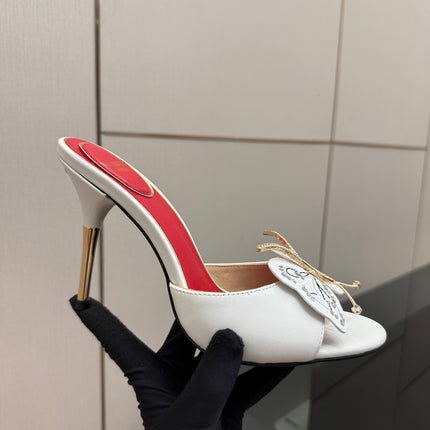 VALENTINO 26S BUTTERFLY HEEL SANDALS IN WHITE CALFSKIN