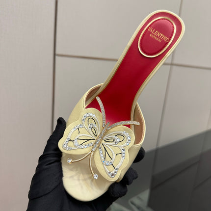 VALENTINO 26S BUTTERFLY HEEL SANDALS IN LIGHT YELLOW CALFSKIN