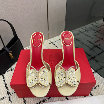VALENTINO 26S BUTTERFLY HEEL SANDALS IN LIGHT YELLOW CALFSKIN