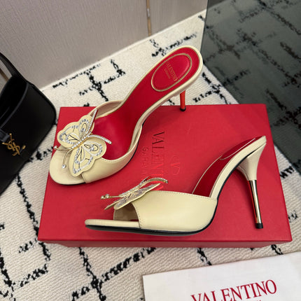 VALENTINO 26S BUTTERFLY HEEL SANDALS IN LIGHT YELLOW CALFSKIN