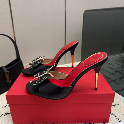 VALENTINO 26S BUTTERFLY HEEL SANDALS IN BLACK CALFSKIN