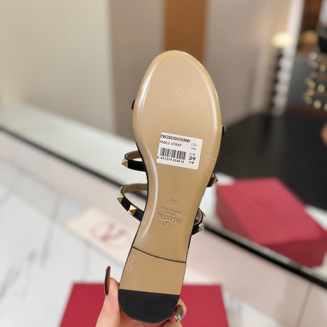 VALENTINO 26S SANDALS IN BLACK CALFSKIN WITH GOLD STUDS