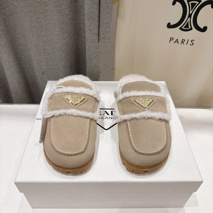 PRADA 26S MULE LOAFERS IN LIGHT BROWN SUEDE SHEARLING LINED