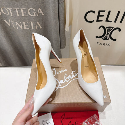 CHRISTIAN LOUBOUTIN 26S SCALLOPED EDGE HEELS 105 MM IN WHITE GLOSSY CALFSKIN