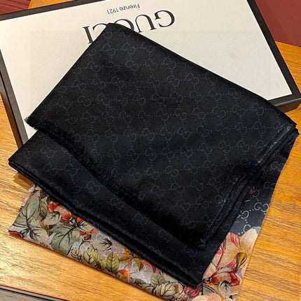 GUCCI 25S SCARF 200 IN CASHMERE 733883