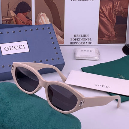 GUCCI 26S CAT EYE FRAME IN ACETATE 424693