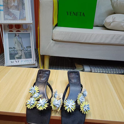 BOTTEGA VENETA 26S THONG SANDALS 50 MM IN BLACK LAMBSKIN
