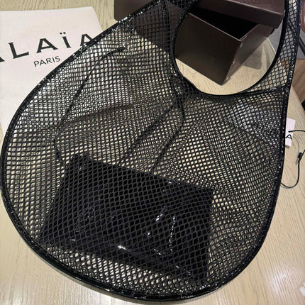 ONE PIECE MEDIUM BAG 43 IN BLACK FISHNET