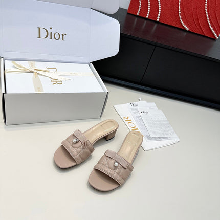 DIOR 26S BLOCK HEEL SLIDE SANDALS IN TAUPE BROWN QUILTED CALFSKIN WITH BOW