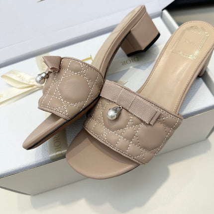 DIOR 26S BLOCK HEEL SLIDE SANDALS IN TAUPE BROWN QUILTED CALFSKIN WITH BOW