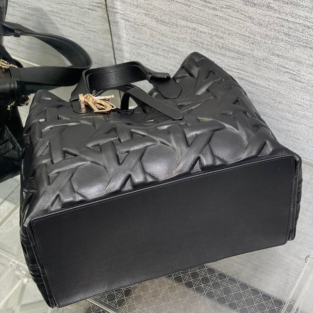 ALWAYS MEDIUM 28 BAG IN BLACK MACROCANNAGE CALFSKIN