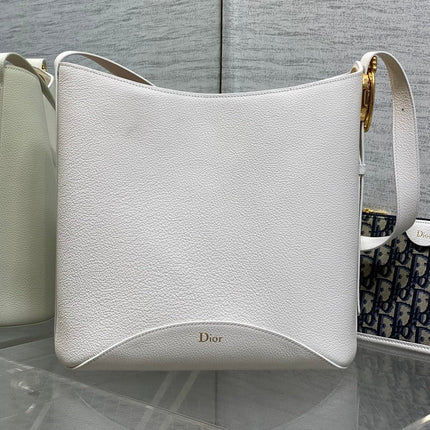 DIOR 26S MEDAILLON BUCKET BAG 26 IN IVORY WHITE GRAINED CALFSKIN GOLD HARDWARE