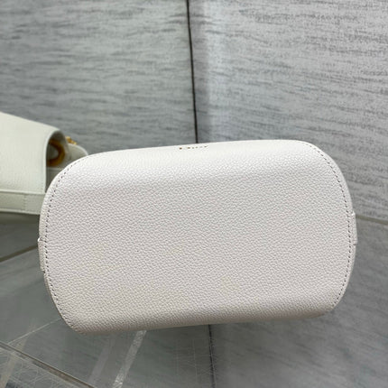 DIOR 26S MEDAILLON BUCKET BAG 19 IN IVORY WHITE GRAINED CALFSKIN GOLD HARDWARE