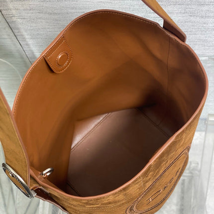 DIOR 26S MEDAILLON BUCKET BAG 34 IN CARAMEL BROWN SUEDE SILVER HARDWARE