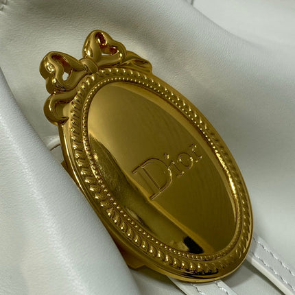 DIOR 26S BUCKET BAG 27 IN IVORY WHITE CALFSKIN GOLD HARDWARE