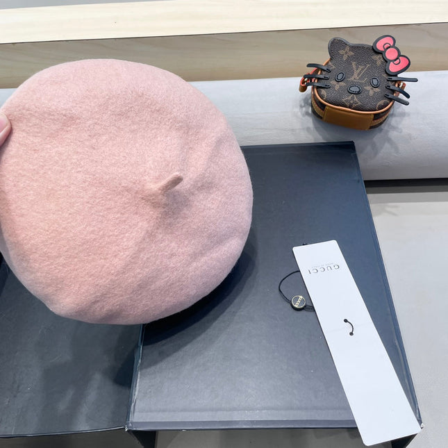 BERET HAT IN LIGHT PINK WOOL 406887
