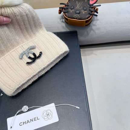 BEANIE HAT IN BISQUE BEIGE WOOL 426236