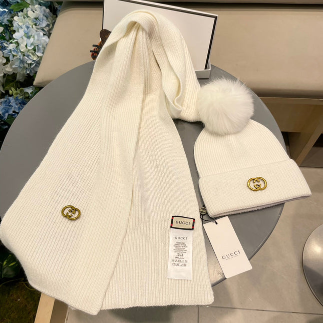 SET SCARF AND HAT IN WHITE CASHMERE 436220