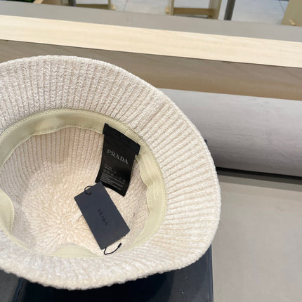 PRADA 26S BUCKET HAT 566237