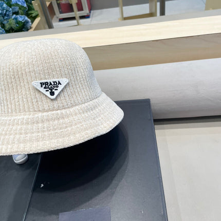 PRADA 26S BUCKET HAT 566237