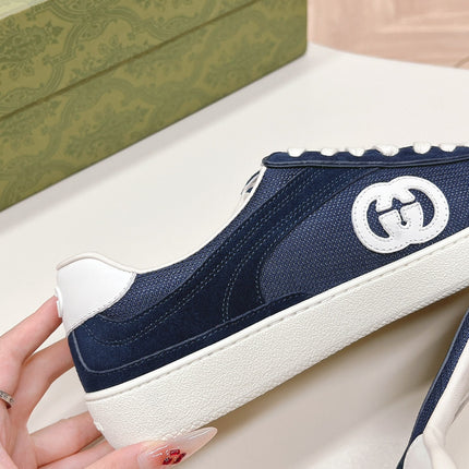 SNEAKER WITH INTERLOCKING G IN SPACE BLUE SUEDE AND MESH