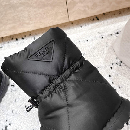 PRADA 26S DRAWCORD SNOW BOOTS 30MM IN BLACK WATERPROOF FABRIC
