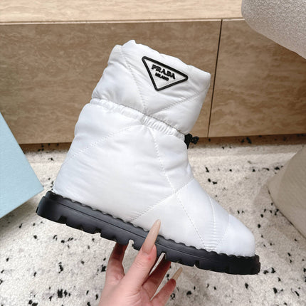 PRADA 26S DRAWCORD SNOW BOOTS 30MM IN WHITE WATERPROOF FABRIC
