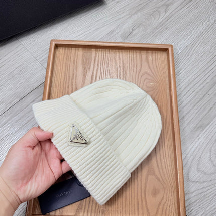PRADA 26S BEANIE HAT 521033