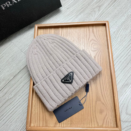 PRADA 26S BEANIE HAT 521043