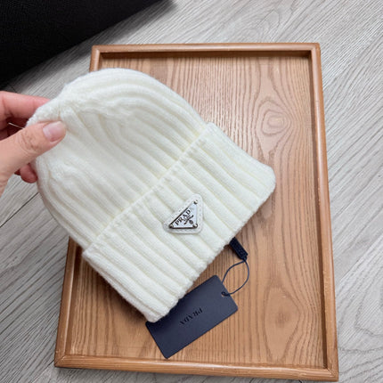 PRADA 26S BEANIE HAT 521044