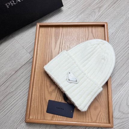 PRADA 26S BEANIE HAT 521044