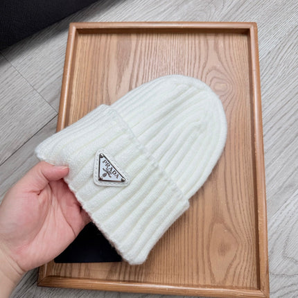 PRADA 26S BEANIE HAT 521044
