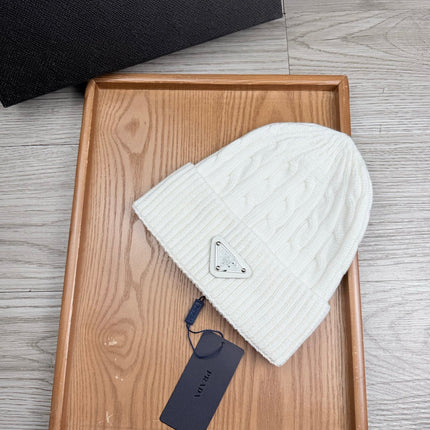 PRADA 26S BEANIE HAT 551249