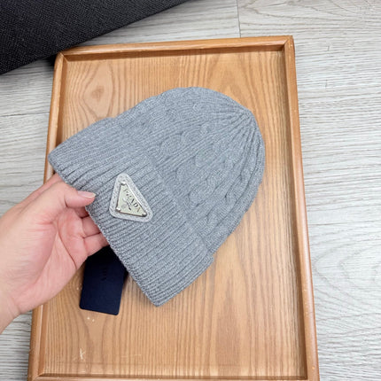 PRADA 26S BEANIE HAT 551252