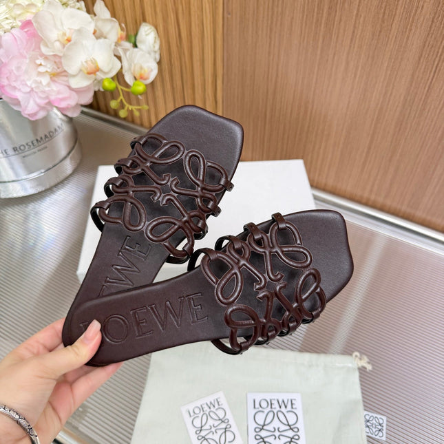 LOEWE 26S PETAL ANAGRAM SLIDE IN DARK BROWN SOFT CALFSKIN