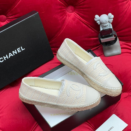 WOVEN LOAFERS IN WHITE BEIGE FABRIC
