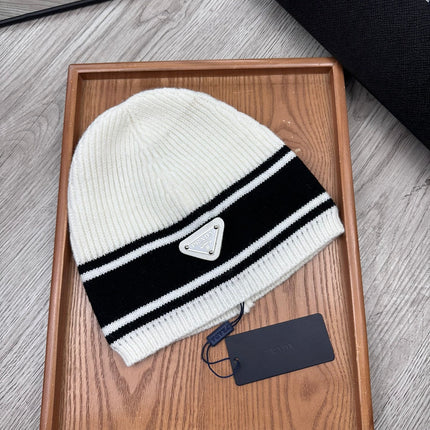 PRADA 26S BEANIE HAT 558604