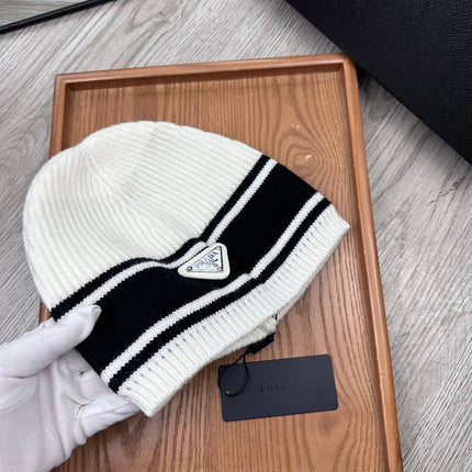 PRADA 26S BEANIE HAT 558604