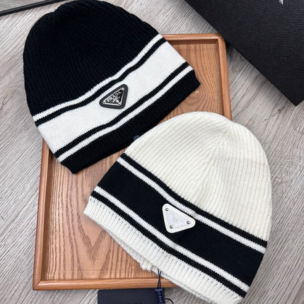 PRADA 26S BEANIE HAT 558604