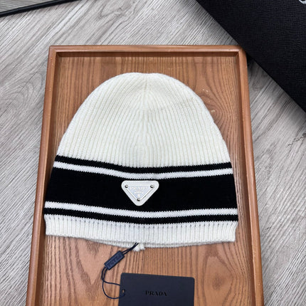 PRADA 26S BEANIE HAT 558604