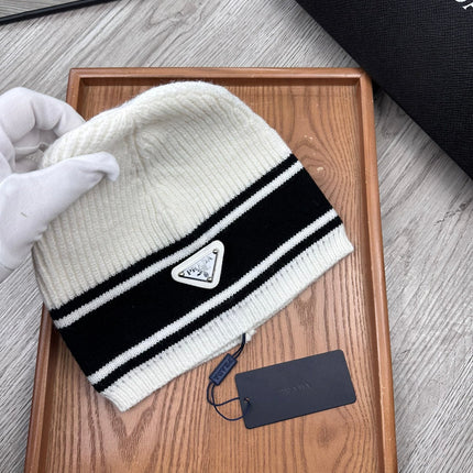 PRADA 26S BEANIE HAT 558604