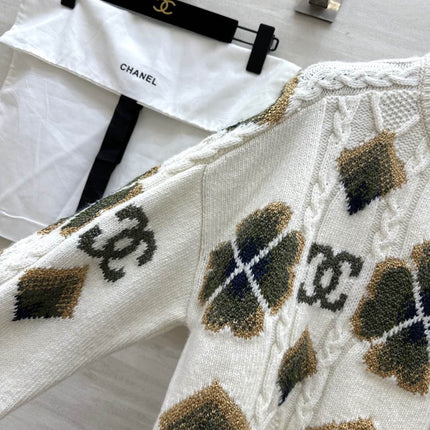 CHANEL 26S SWEATER 674