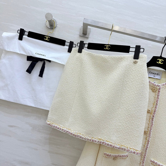 CHANEL 26S SKIRT SET 700